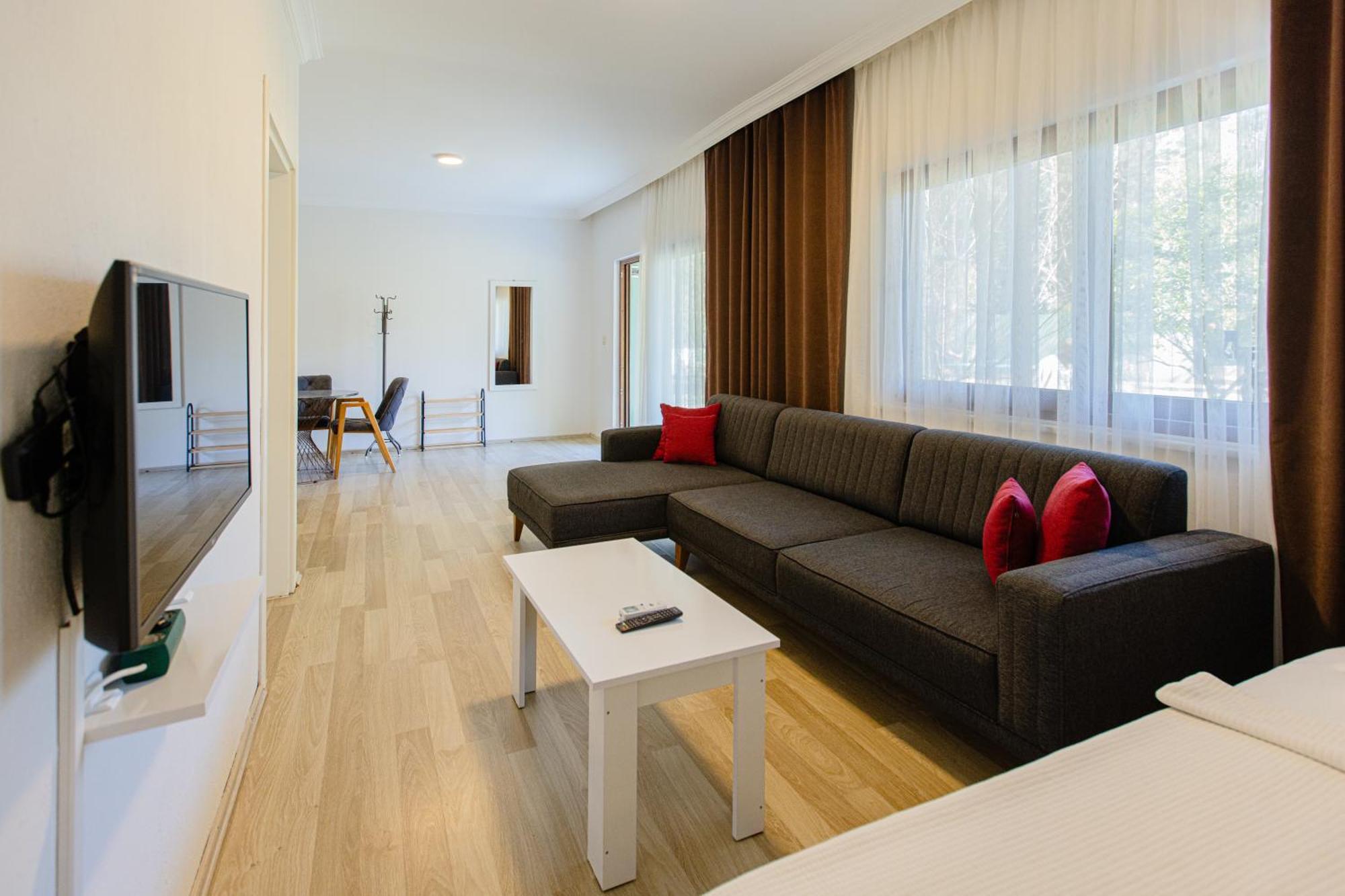 Keyif Pension & Aparts Çıralı Buitenkant foto