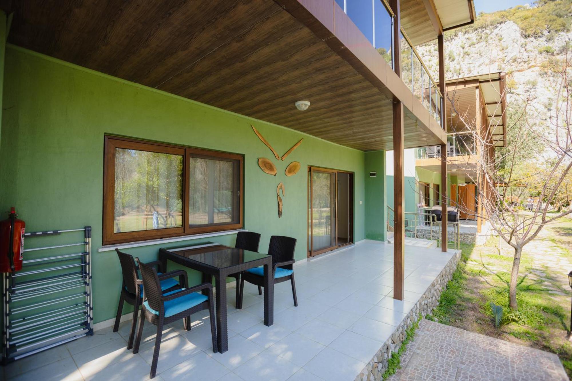Keyif Pension & Aparts Çıralı Buitenkant foto