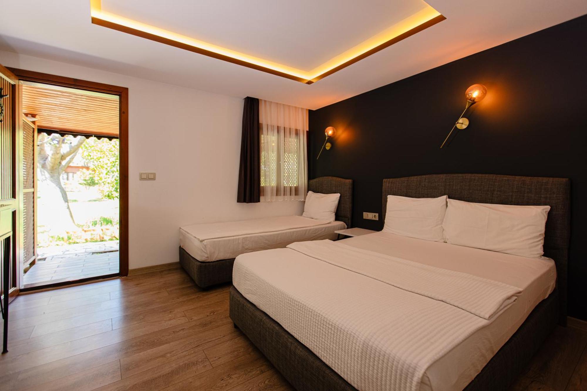 Keyif Pension & Aparts Çıralı Buitenkant foto